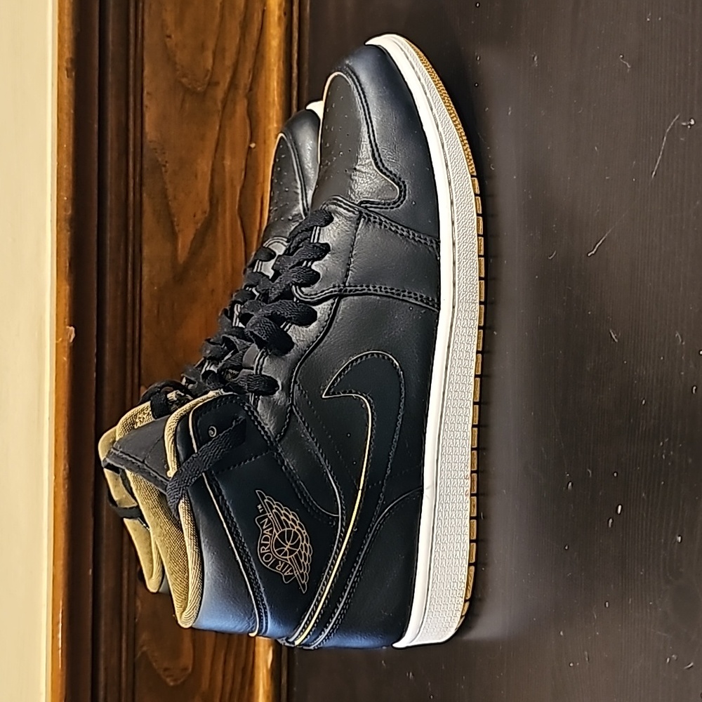 Air Jordan 1 men black